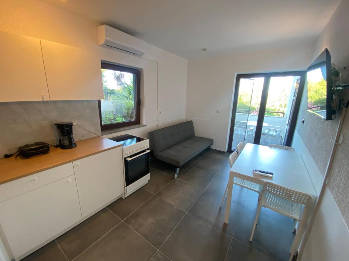 Cukon Holiday Home Premantura Exterior photo
