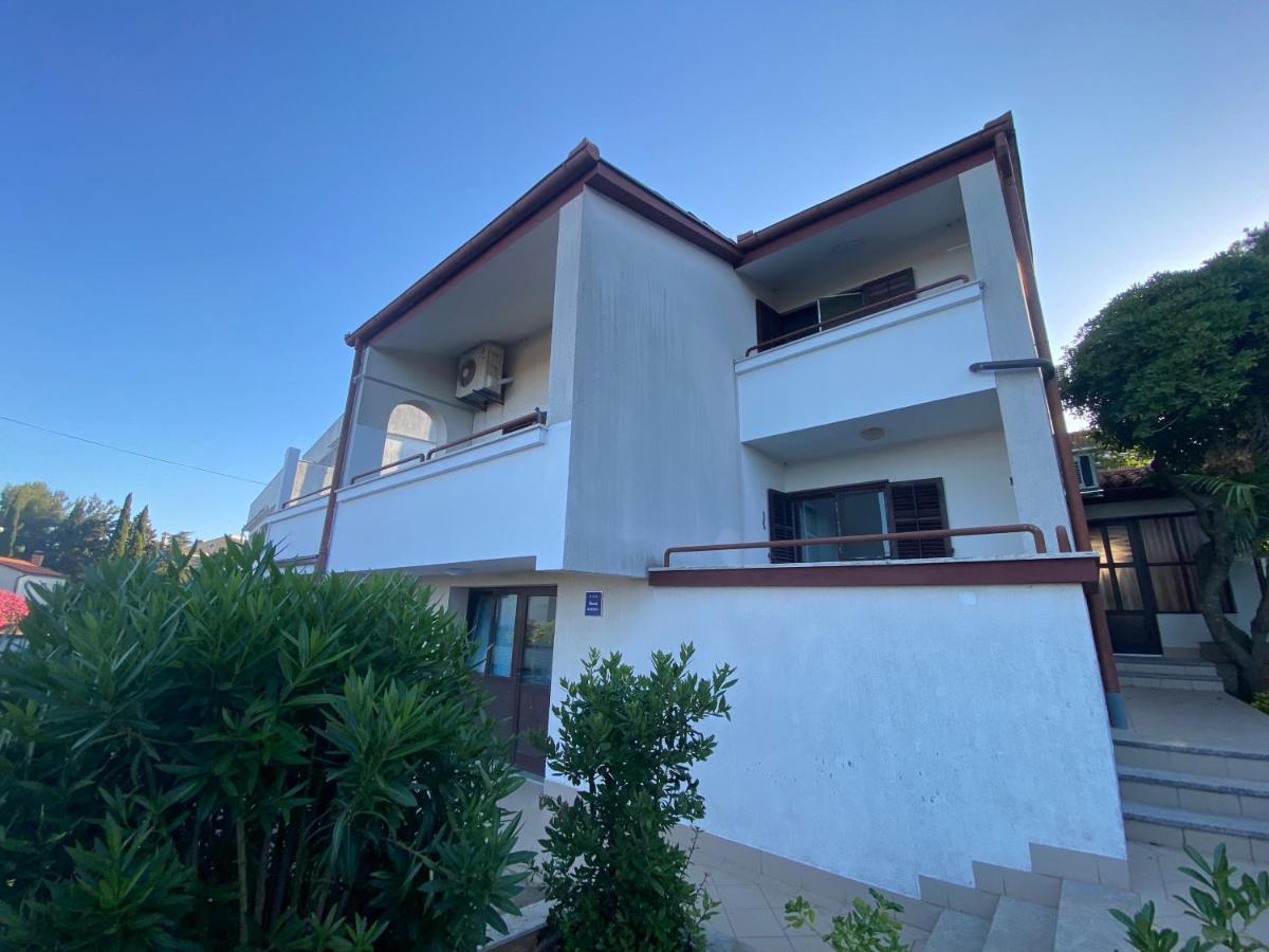 Cukon Holiday Home Premantura Exterior photo