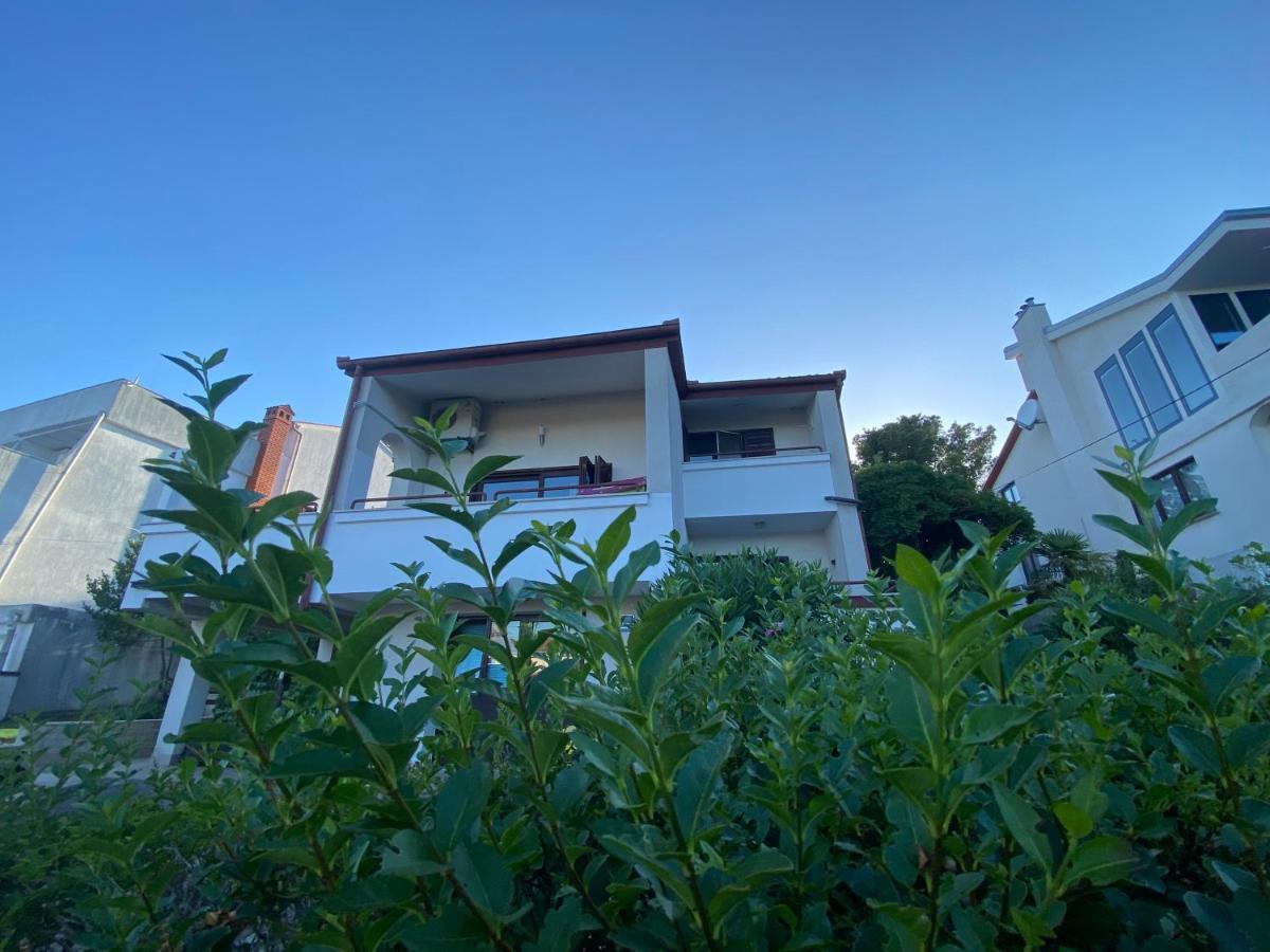 Cukon Holiday Home Premantura Exterior photo